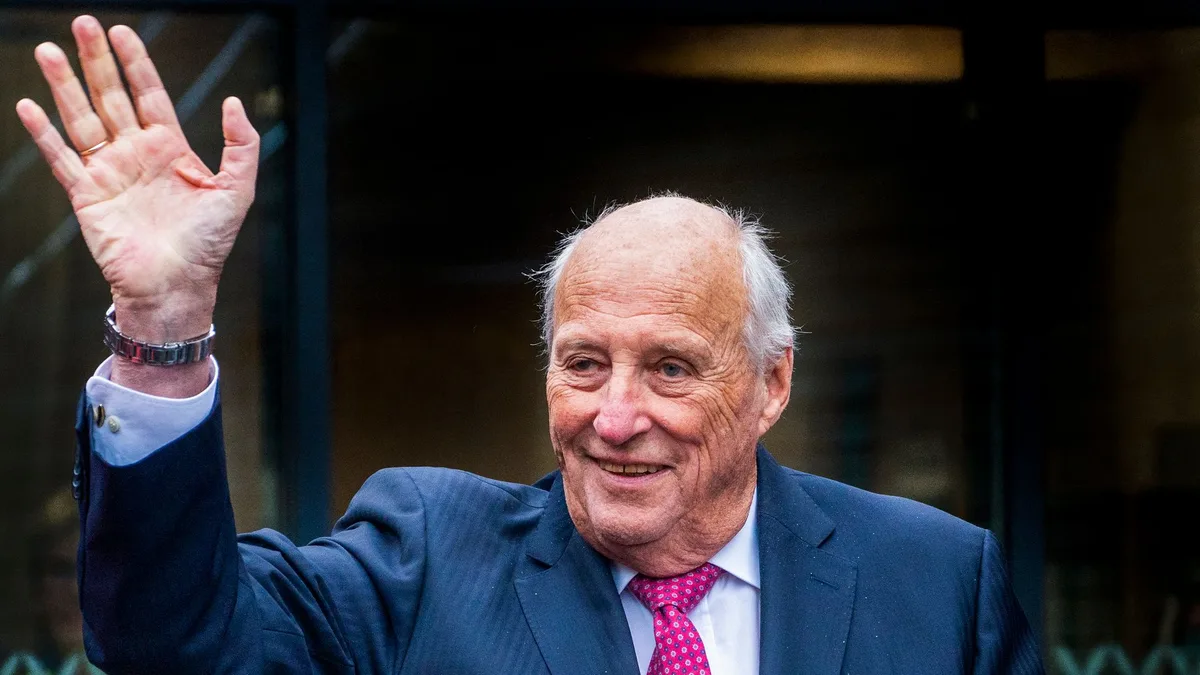 La Casa Real noruega enseña por primera vez el sarcófago del rey Harald hecho con olivino y peridoto