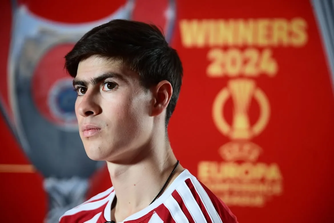 Armando “Hormiga” González se muestra insatisfecho en su debut con el Olympiacos: “Lo puedo hacer mucho mejor”