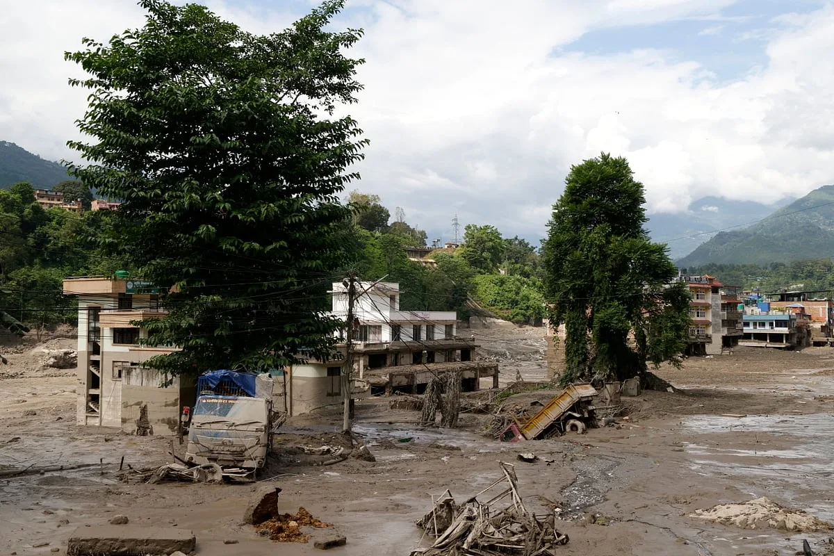 Uma portuguesa entre os mais de 600 desaparecidos em deslizamento de terras no Nepal que fez 160 mortos