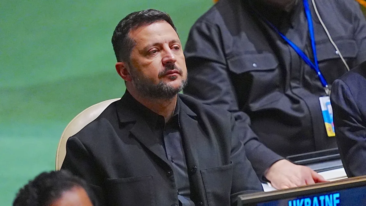 Zelenskyy praises 'real leaders' in Europe, as his strained relationship with Trump overshadows EU summit