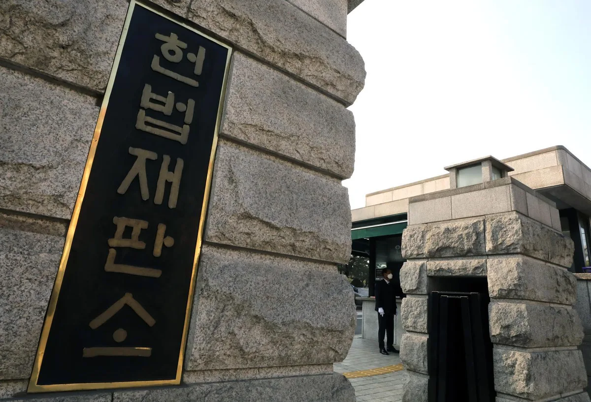 헌재 “병역기피자 채용 제한·해고하는 병역법은 헌법불합치”…64년만