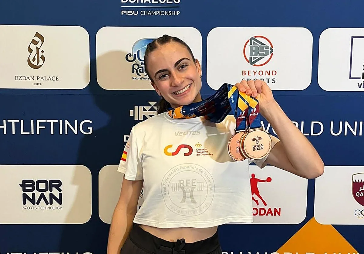 La toledana Celia Reoyos conquista el bronce en el Campeonato de España de halterofilia