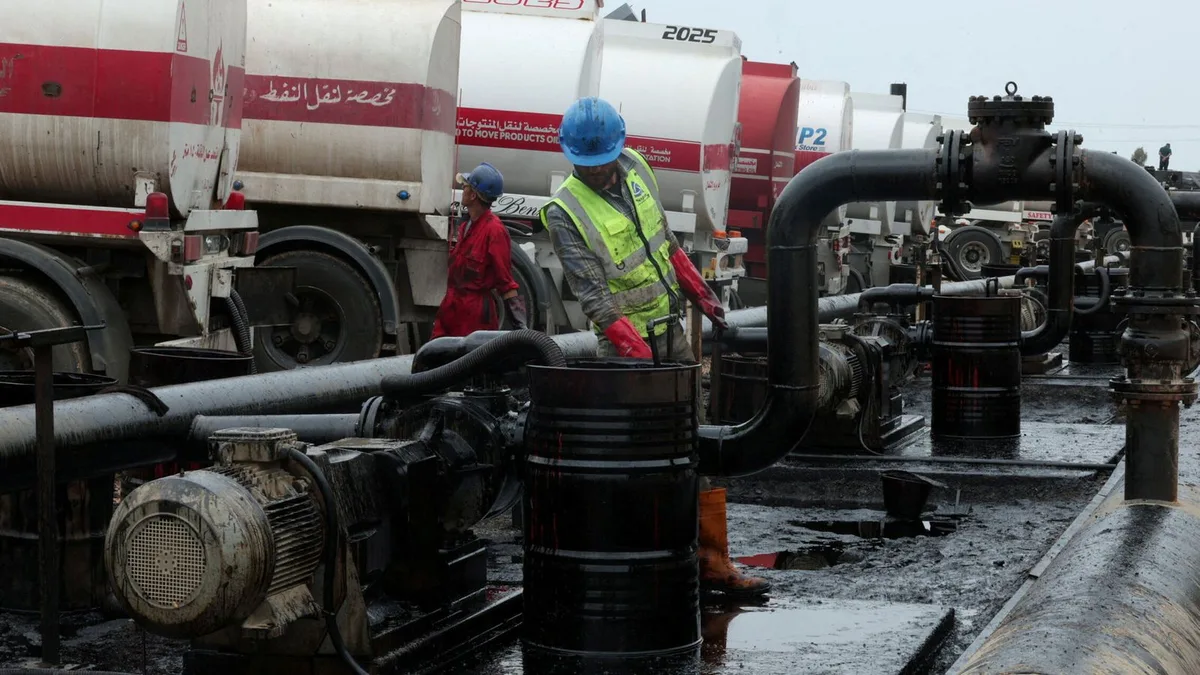 El bloqueo naval de Ormuz asfixia a sus vecinos: las protestas por el combustible se extienden por Oriente Medio