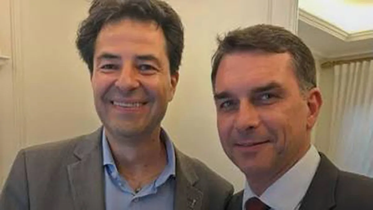 Elecciones en Brasil: Flávio Bolsonaro incorporó a un ex ministro de su padre a su equipo económico de campaña