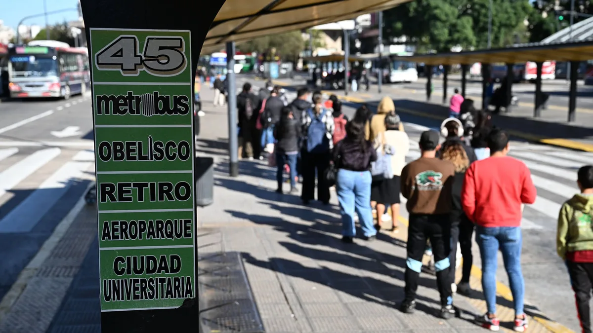 Aumentan los colectivos, trenes y subtes: cuánto costará viajar a partir de hoy