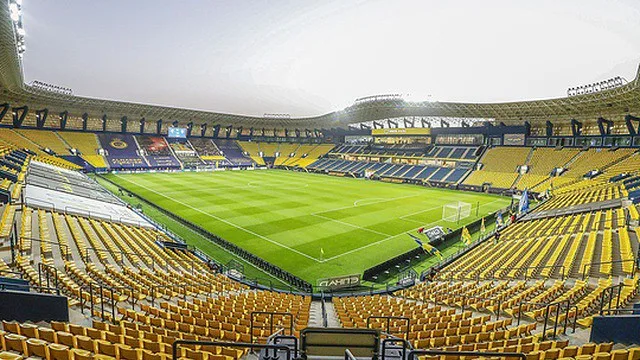 Alerta aéreo em Riade atrasa início do jogo do Al Nassr, de Cristiano Ronaldo