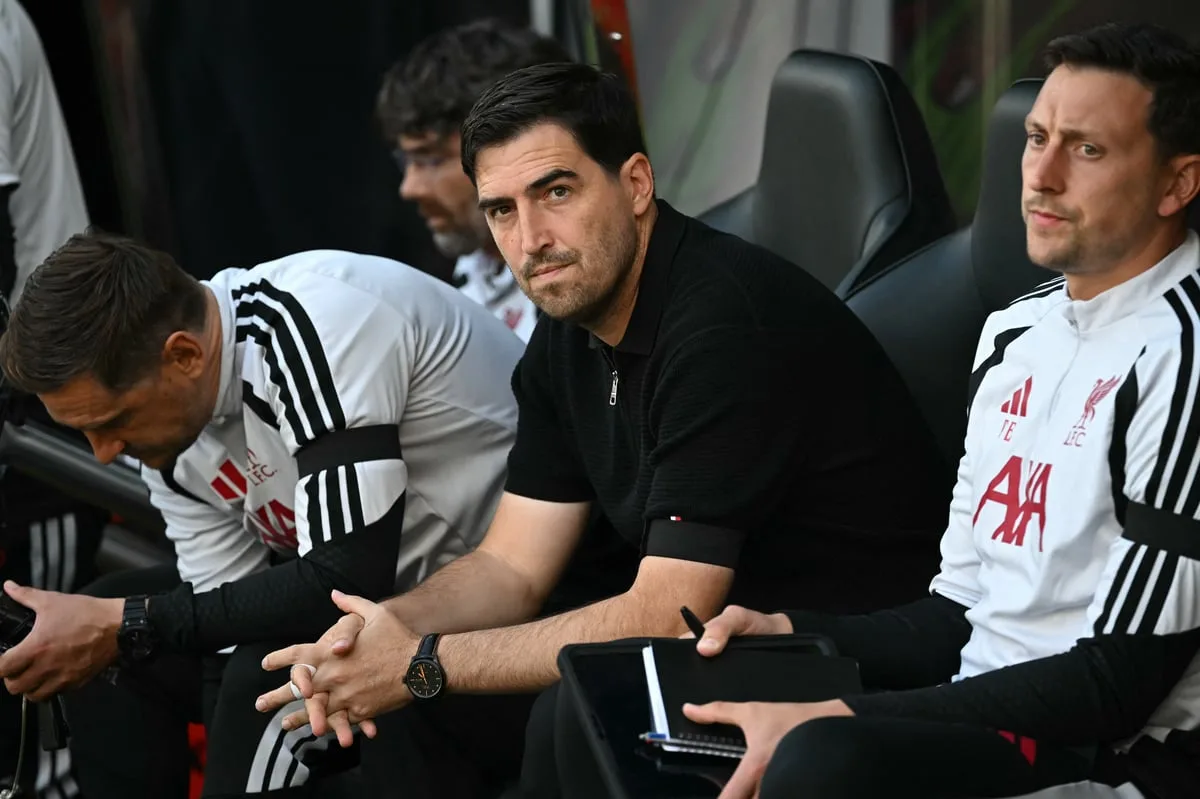 Andoni Iraola responds as Liverpool 'agree deal for Bradley Barcola' amid Cody Gakpo future update