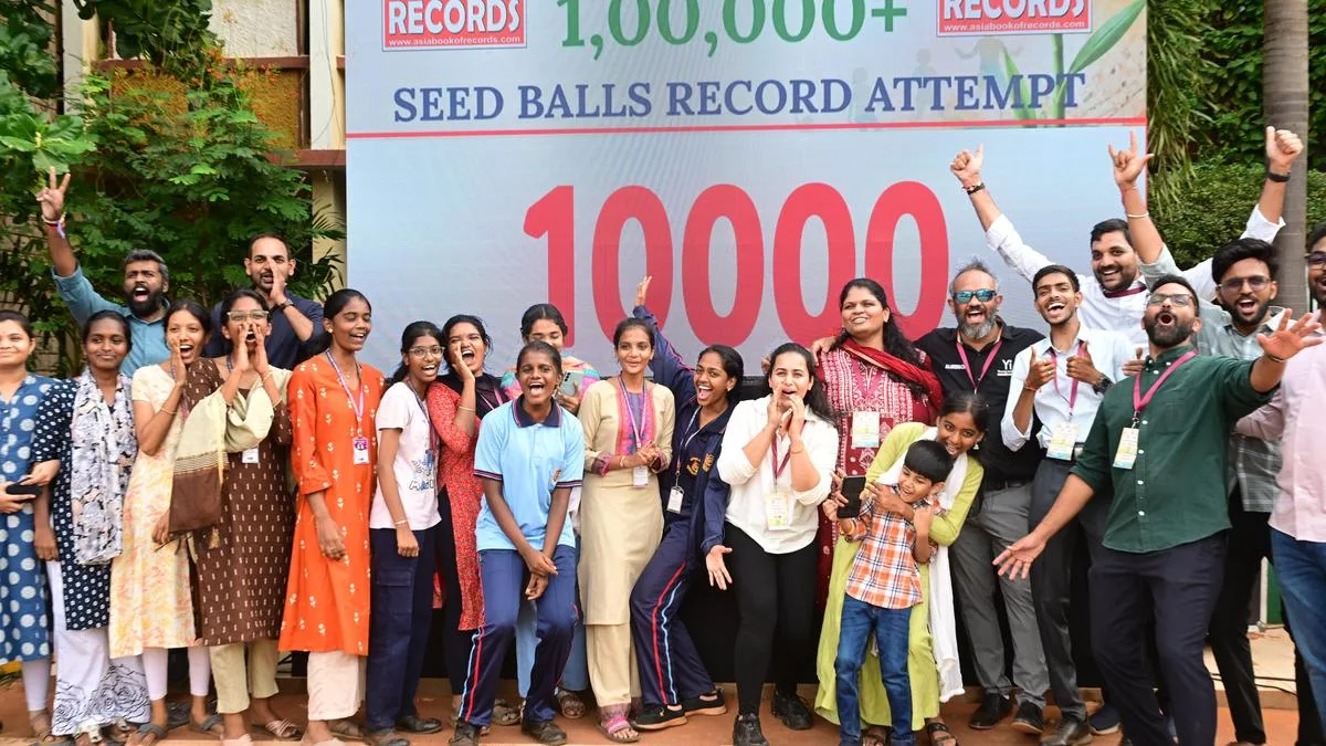 CII Yi Amaravati Chapter sets record with 1,13,109 bamboo seed balls in a day