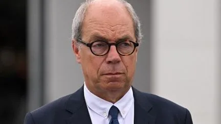 L'ancien président de Vinci Autoroutes, Pierre Coppey, proposé par l'Elysée comme nouveau contrôleur général des lieux de privation de liberté