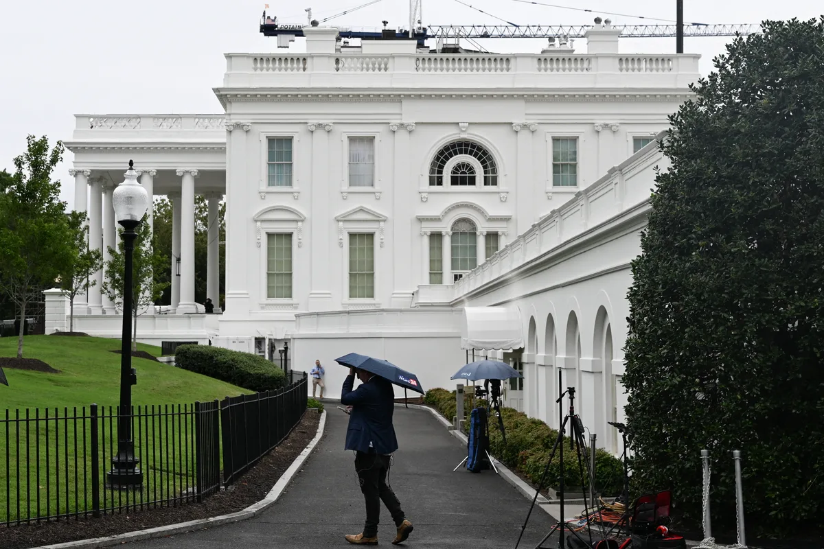 Judge considers restoring journalists' access to White House after Trump's ban
