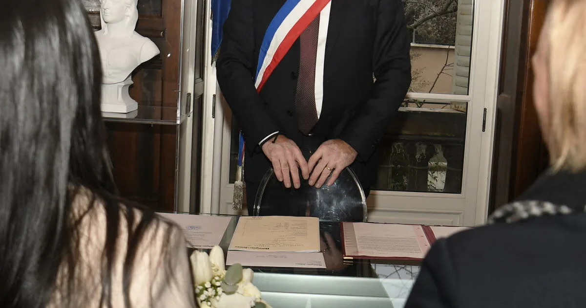 Pas-de-Calais. « Cette cérémonie brise les codes » : ils se sont mariés... en pyjama