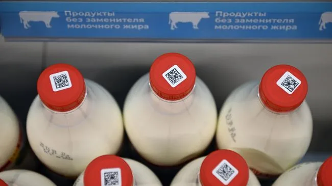В ФНПР рассказали, кому положено молоко за вредность