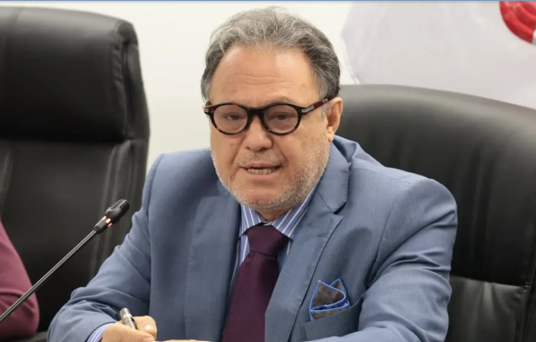 Con fecha límite: Comisión de Const. del Senado retoma mañana lunes el debate de facultades, único punto en agenda