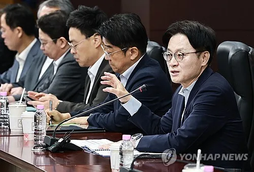중동 원유 의존도 2035년까지 50% 이하로…비축 2천만배럴 확충