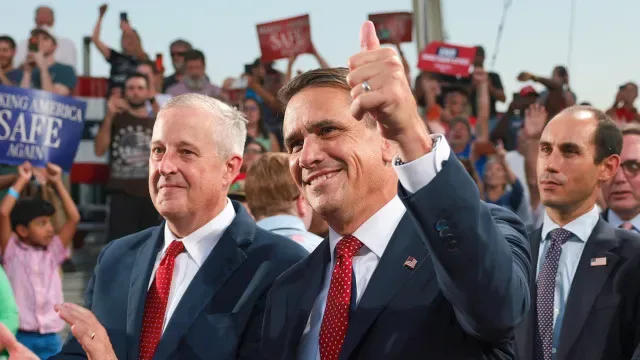 Procurador-geral dos EUA faz campanha republicana e gera polémica