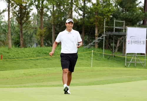 2부투어 상금 1위 정재훈, KPGA 동아회원권 오픈 1R 62타로 선두