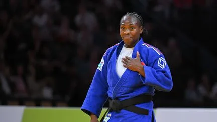 La judoka Clarisse Agbégnénou "savoure" sa médaille de bronze au Grand Slam de Lausanne, cinq mois seulement après son accouchement