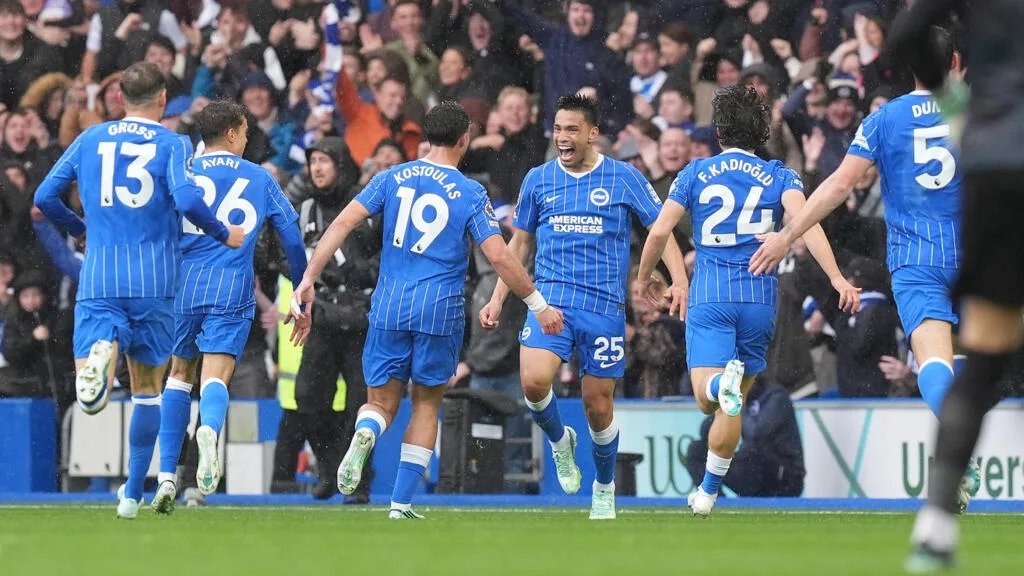 Premier League: avec un but de plus de 50 mètres, Brighton pulvérise Palace et continue son parcours ébouriffant