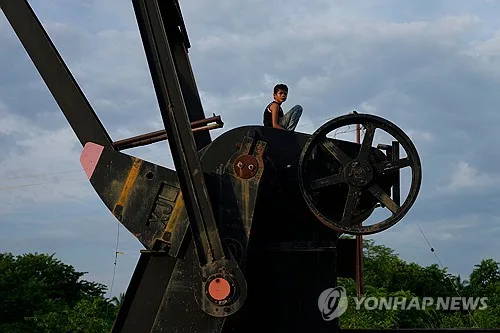 미·베네수 합의내용…미국이 생산원유 20% 원가매입권 확보