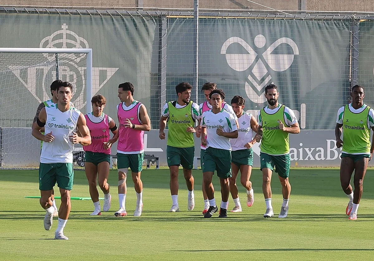 Abde vuelve con el grupo para preparar el el Real Betis - Real Sociedad