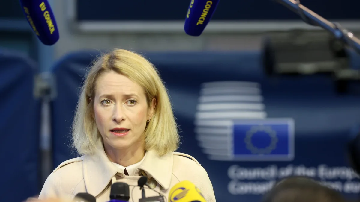 UE com “acordo político” para proibir entrada de ex-combatentes russos