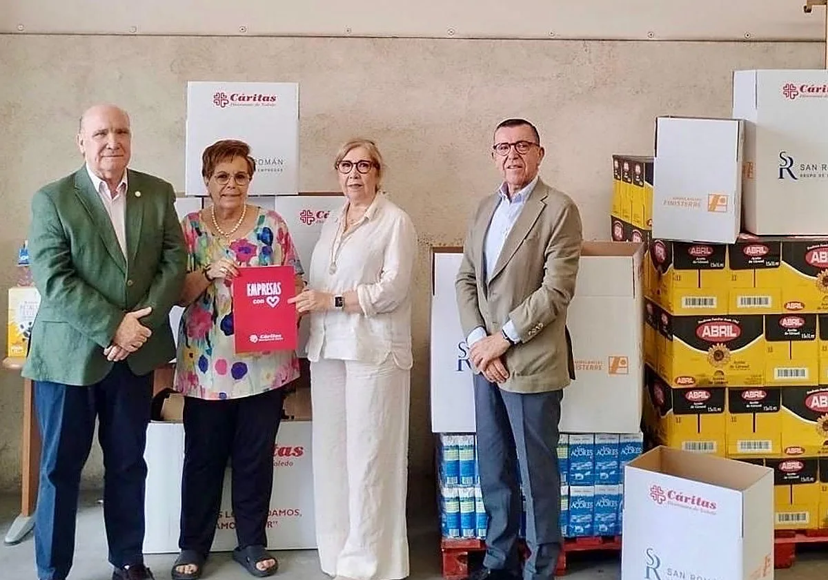 San Román dona a Cáritas 2.000 envases de cartón para el servicio de reparto de alimentos