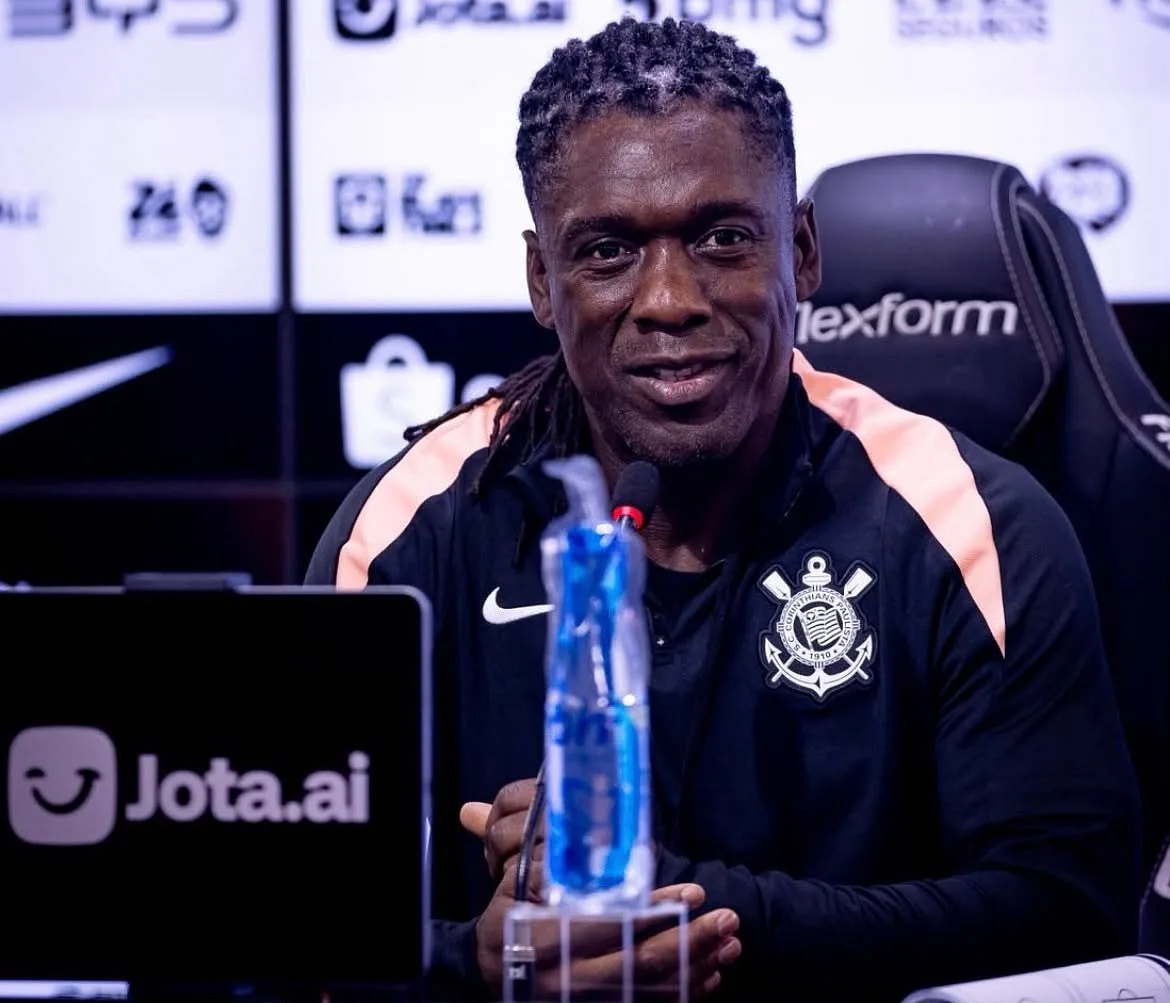 Corinthians faz aposta inusitada em Seedorf para salvar balneário de estrelas da descida