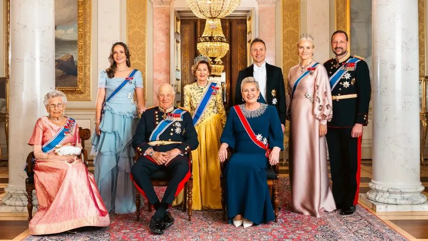 LA FOTO OFICIAL: ¿Quién es Haakon VIII, el nuevo rey que asume la polémica monarquía en Noruega?