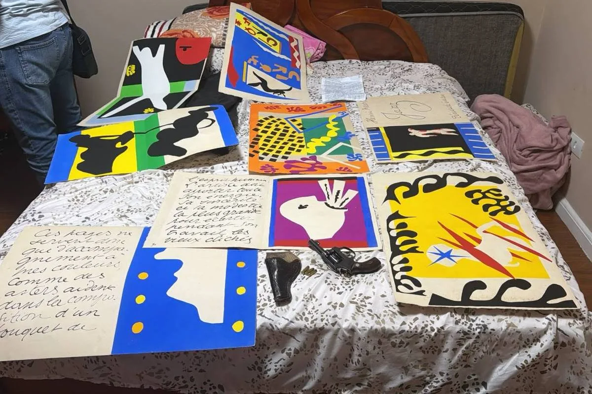 Obras encontradas pela polícia representam 8 de 13 levadas da biblioteca Mário de Andrade