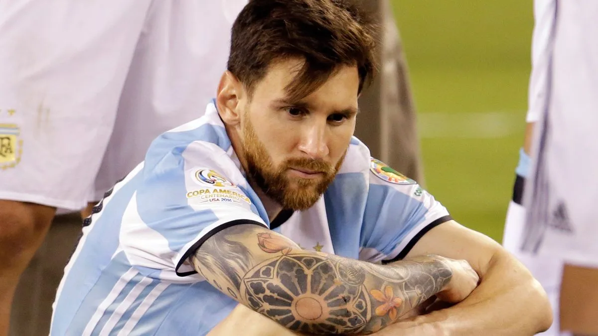 No te vayas Lio: el día que Messi había renunciado a la Selección argentina y el pueblo no lo dejó