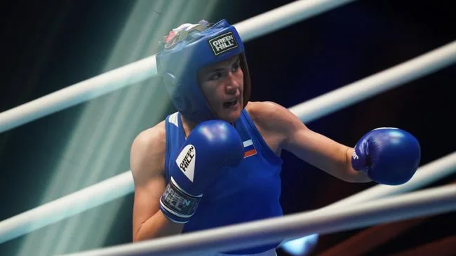 Россияне Воронцова и Муцольгов вышли в финал чемпионата Европы по боксу