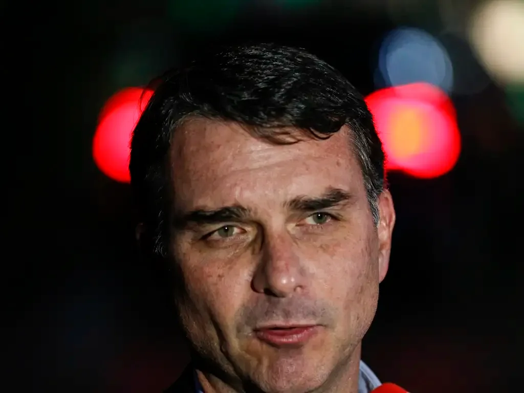 Ministro da Saúde de Flávio criticou atuação do governo Bolsonaro na pandemia