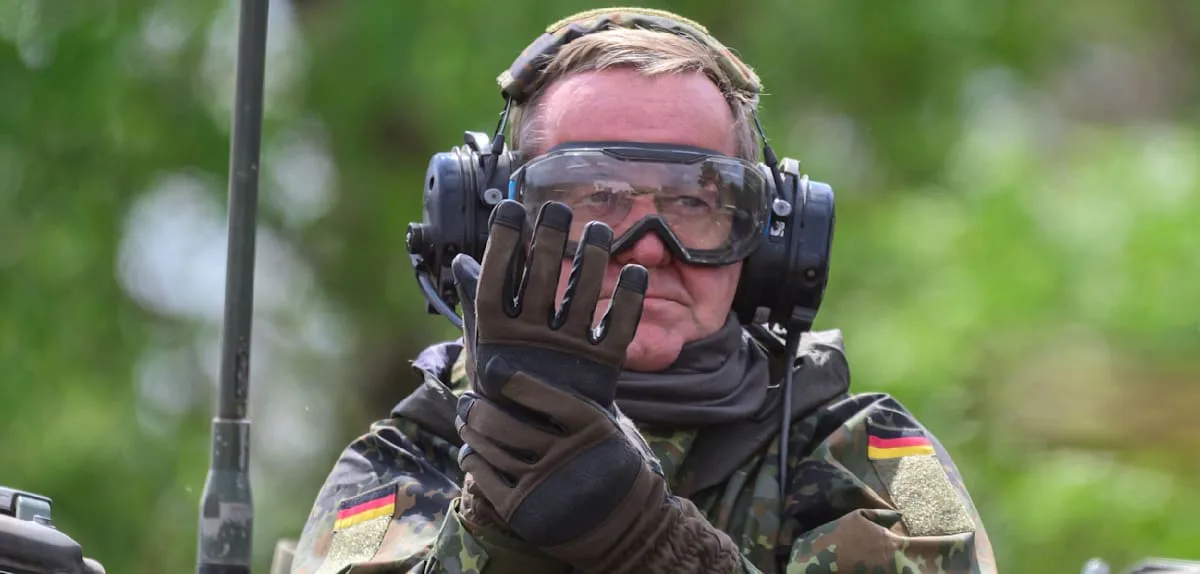 Sa+7 Uhr+Tow+Rüstungsfirmen müssen Millionenstrafen zahlen