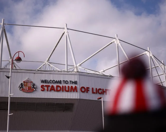 Chelsea v Bournemouth, Sunderland v Brighton, and more: football – live