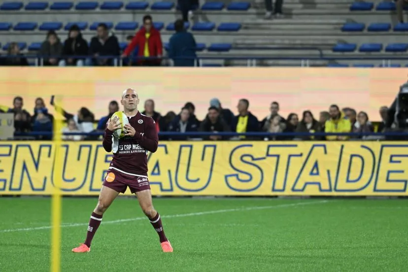 Maxime Lucu à l'ouverture pour le premier match de l'UBB en Coupe des champions