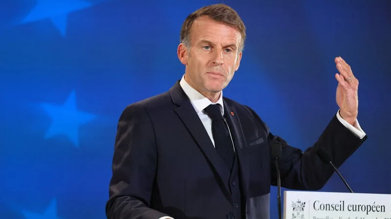 Mobilisation du 17 octobre: Emmanuel Macron demande aux manifestants "de ne pas insulter et de ne pas casser"