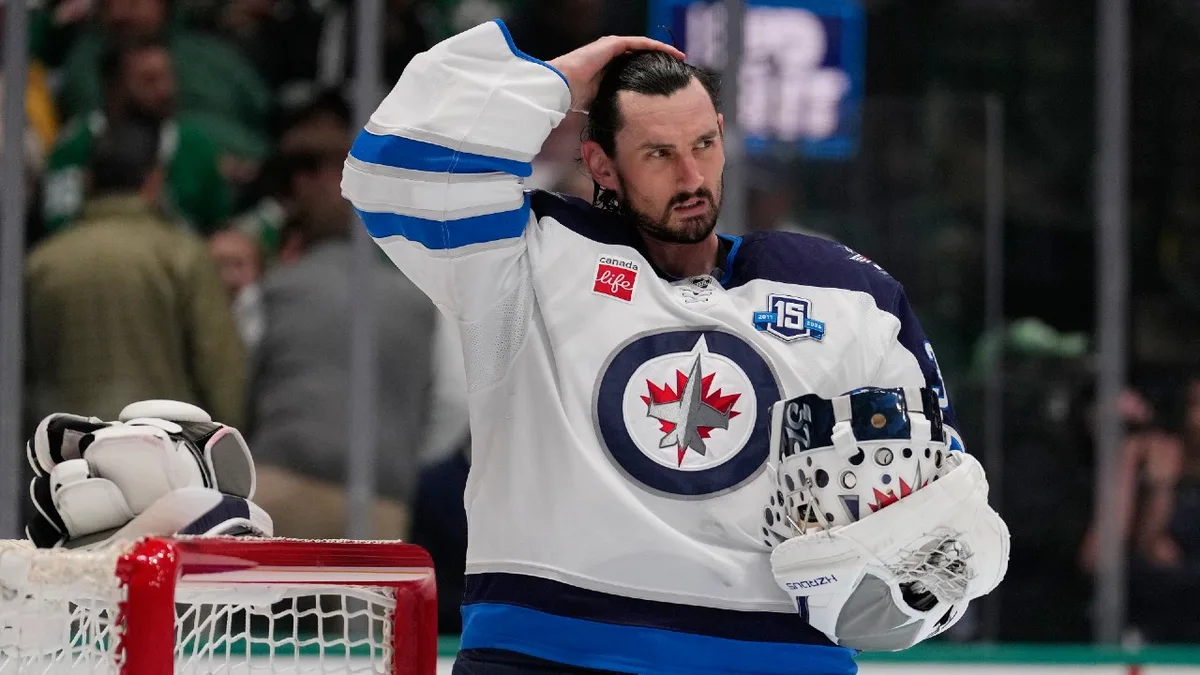 How early-season goalie market impacts potential Hellebuyck trade