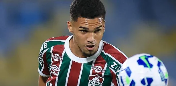 Quem é Riquelme, atacante do Flu barrado após comentar saída de Zubeldía