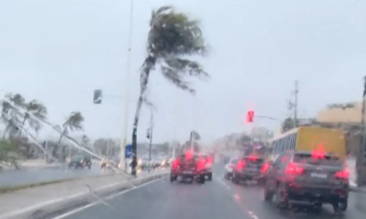 Inema emite alerta de atenção para ventos fortes no extremo sul da Bahia; confira previsão do tempo no estado