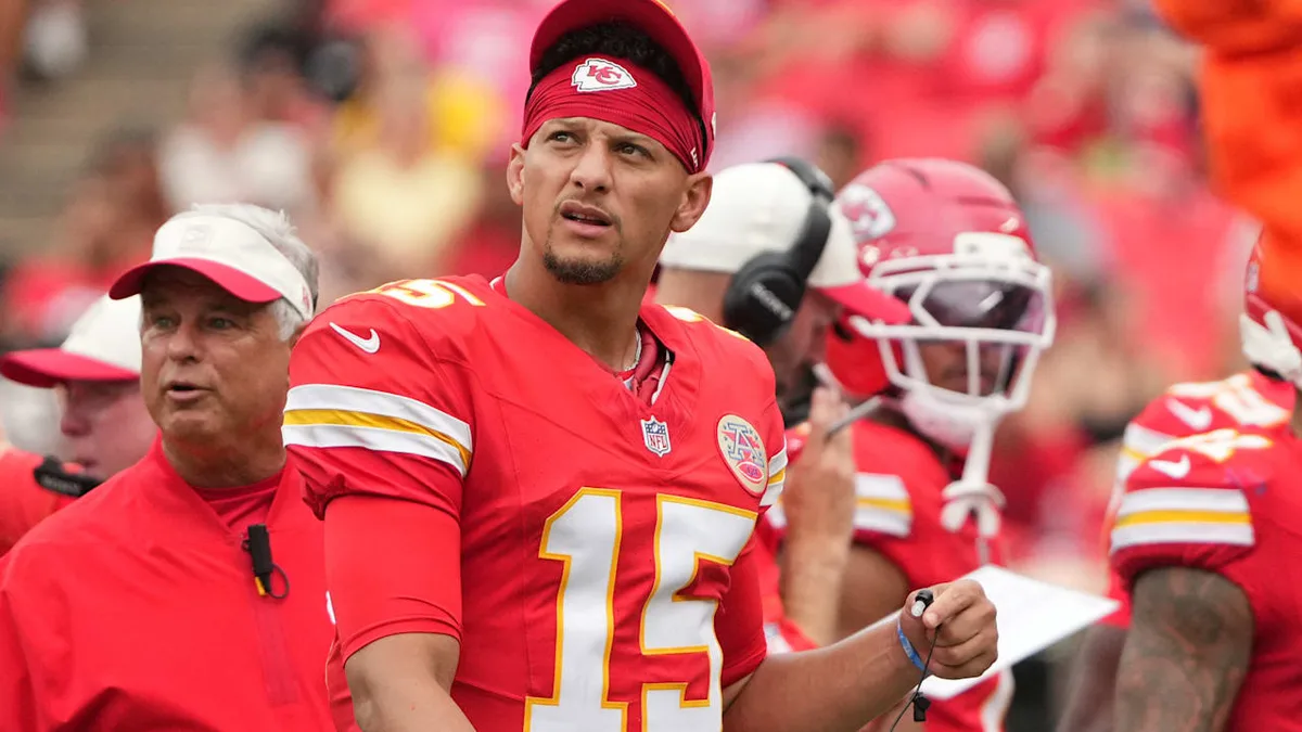 NFL-Superstar stürzt ab - Zweifel an Mahomes wachsen