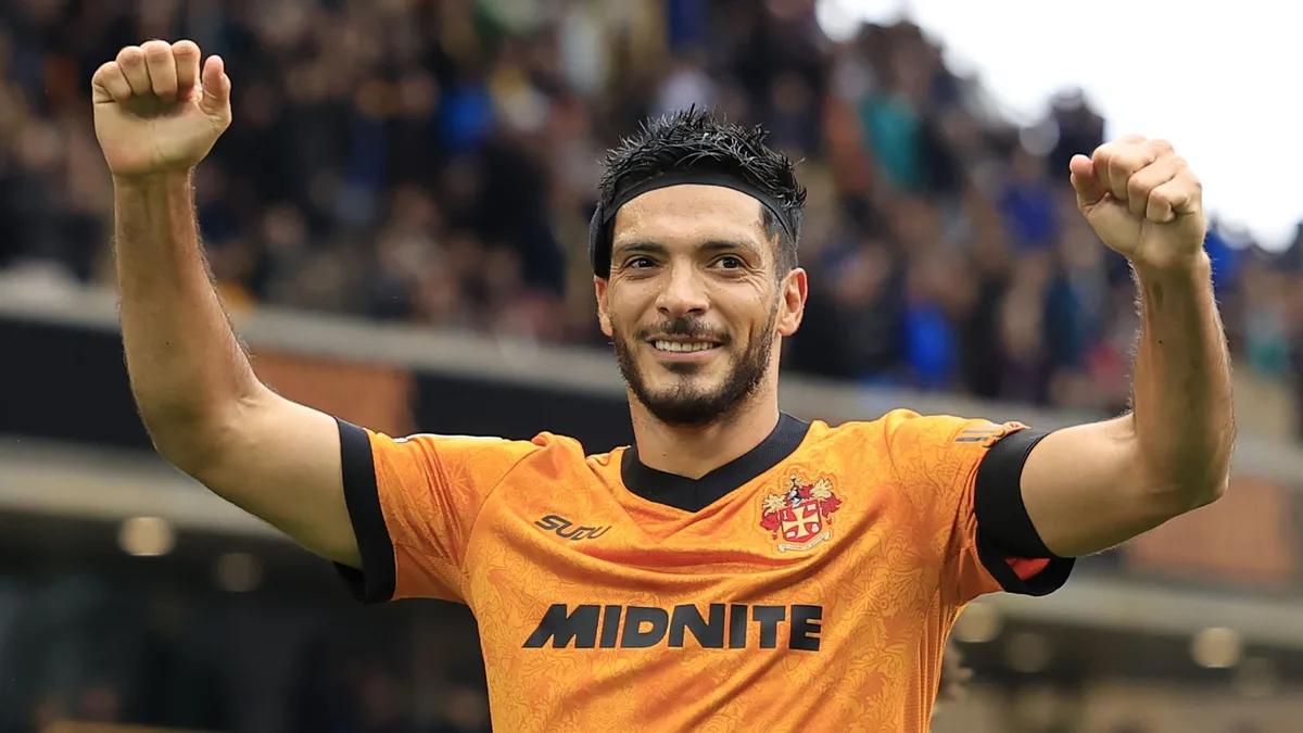 West Ham level at Watford; Norwich, Saints lead - EFL LIVE!