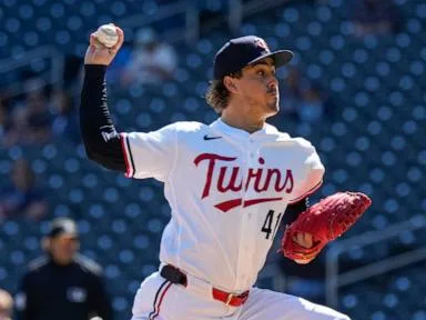 Kwan, Bazzana help Guardians beat Twins 9-2, pull within 1/2 game of AL Central-leading White Sox