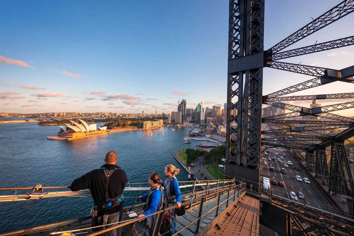 Flying into Sydney for the marathon next weekend? Your guide on where to stay, what to eat and what to do