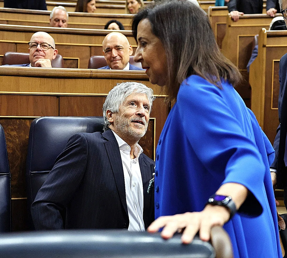 El CNI reaviva la guerra entre los 'intocables' de Sánchez: "A Robles no le molesta ir contra Marlaska"