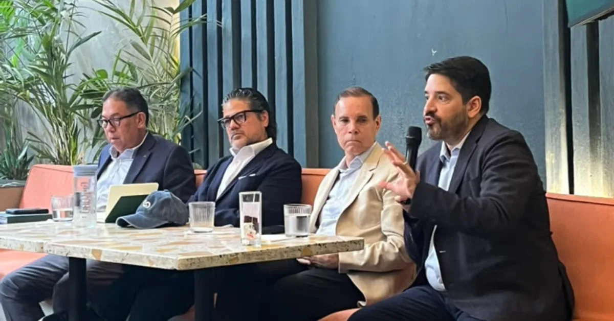 Asdrúbal Oliveros proyecta que la economía venezolana crecerá 13,8% para 2027