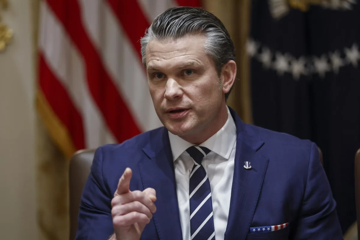 Pete Hegseth no descarta ataques contra el régimen de Irán pese a nuevas sanciones