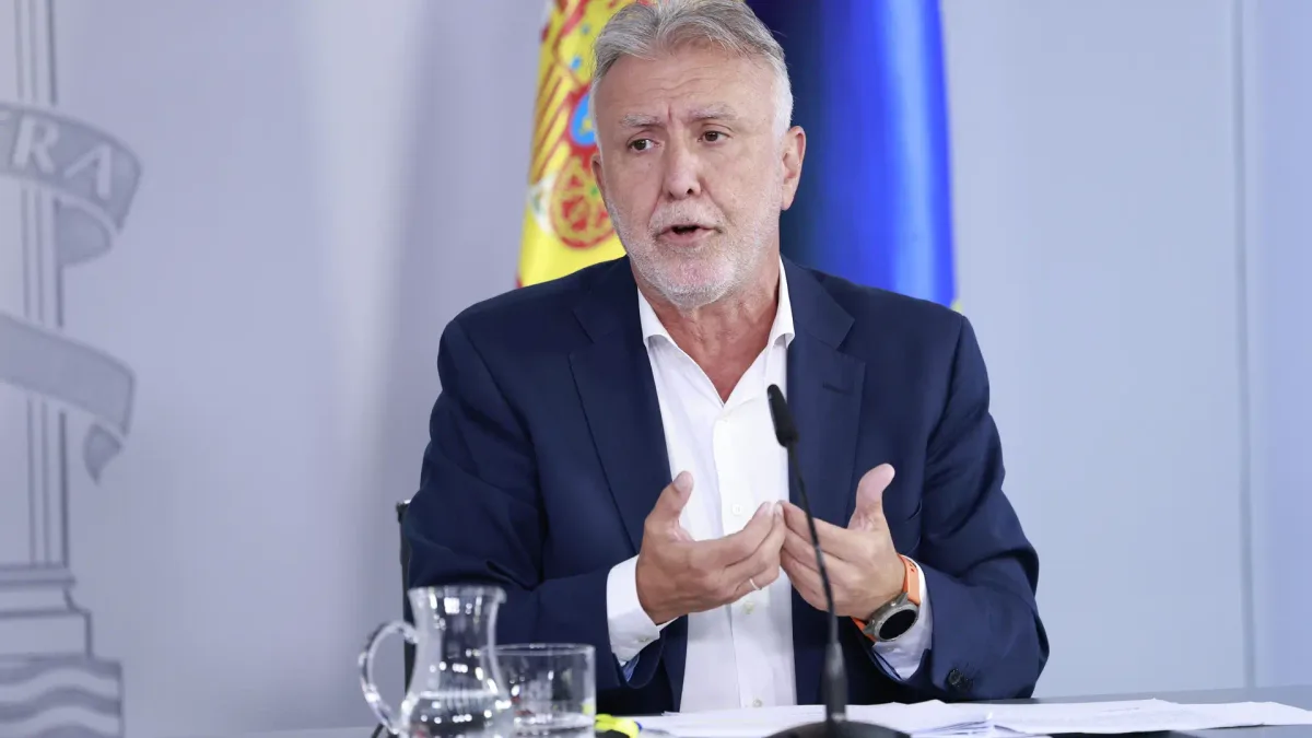 Torres admite que el Gobierno desconoce el informe de la Policía que señala a Marruecos: "No sabemos si es de un agente particular"