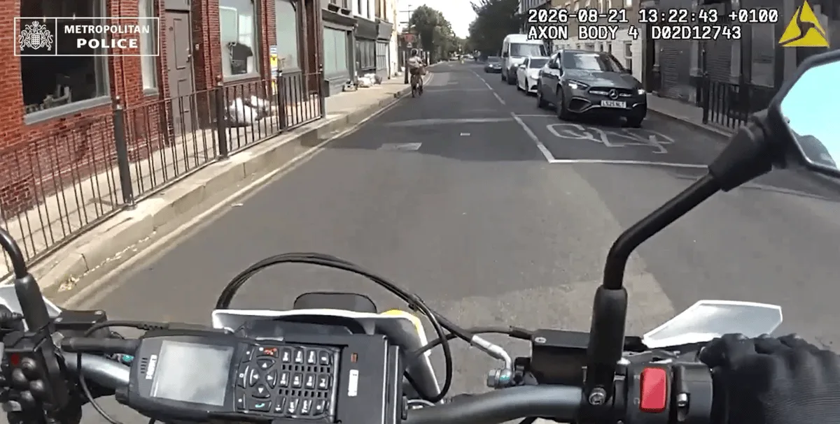 Dramatic videos show Met Police e-bike chases as force expands fleet in crackdown on phone theft
