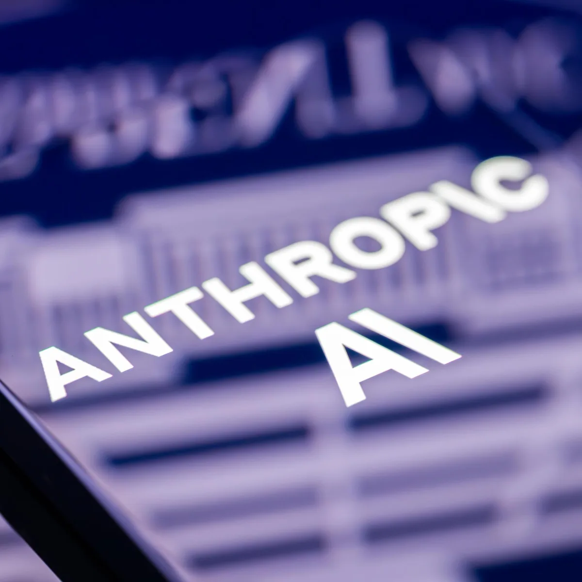 Nach schweren Vorfällen - Anthropic fordert langsamere KI-Entwicklung