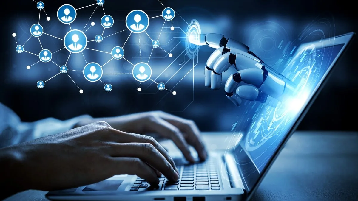 Te pagan para entrenar al robot que podría reemplazarte: qué es la singularidad y qué cambia para las empresas con la nueva IA